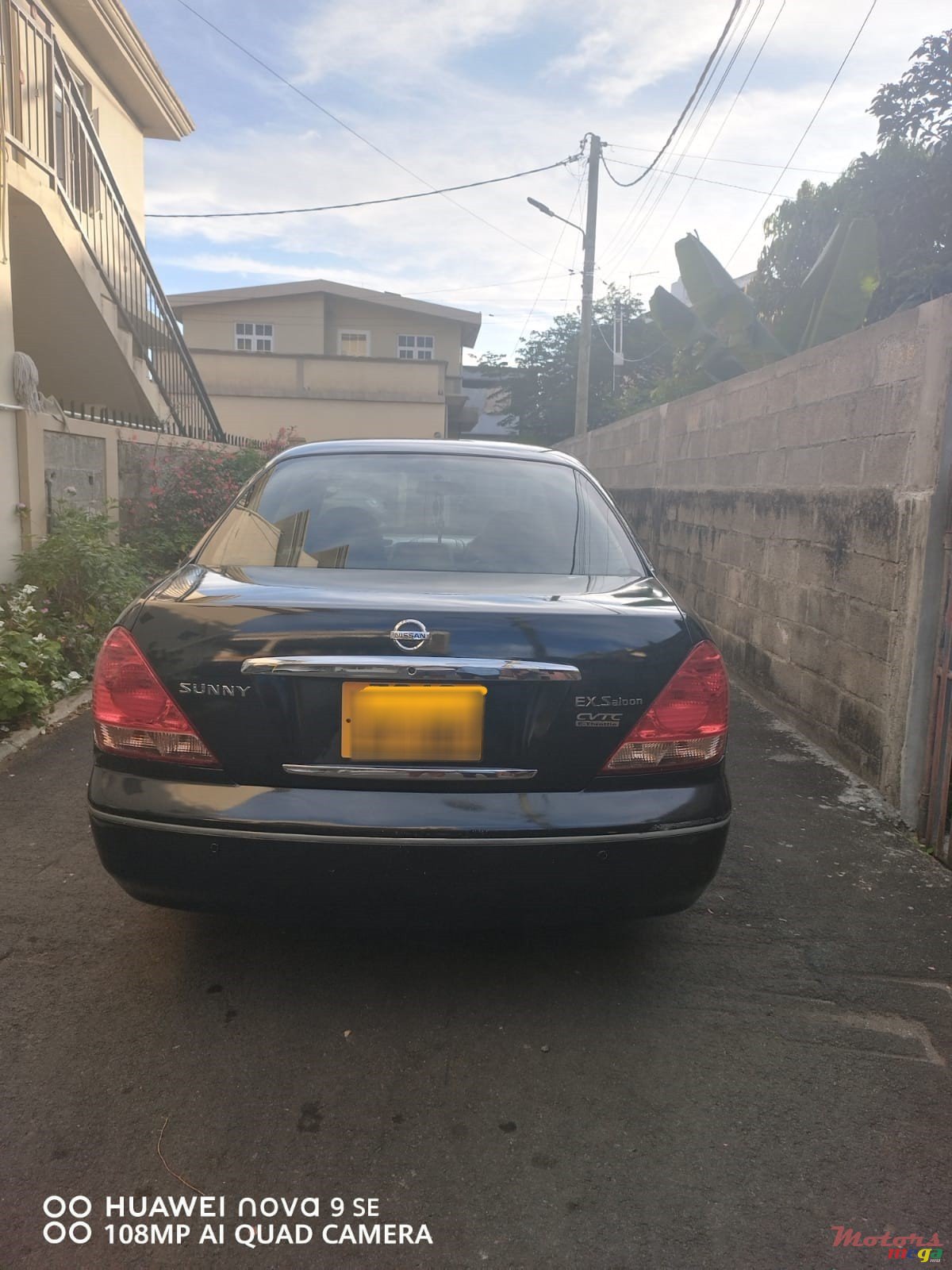 2005' Nissan Sunny photo #2