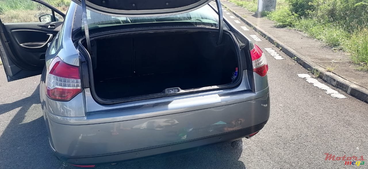 2010' Citroen C5 photo #4