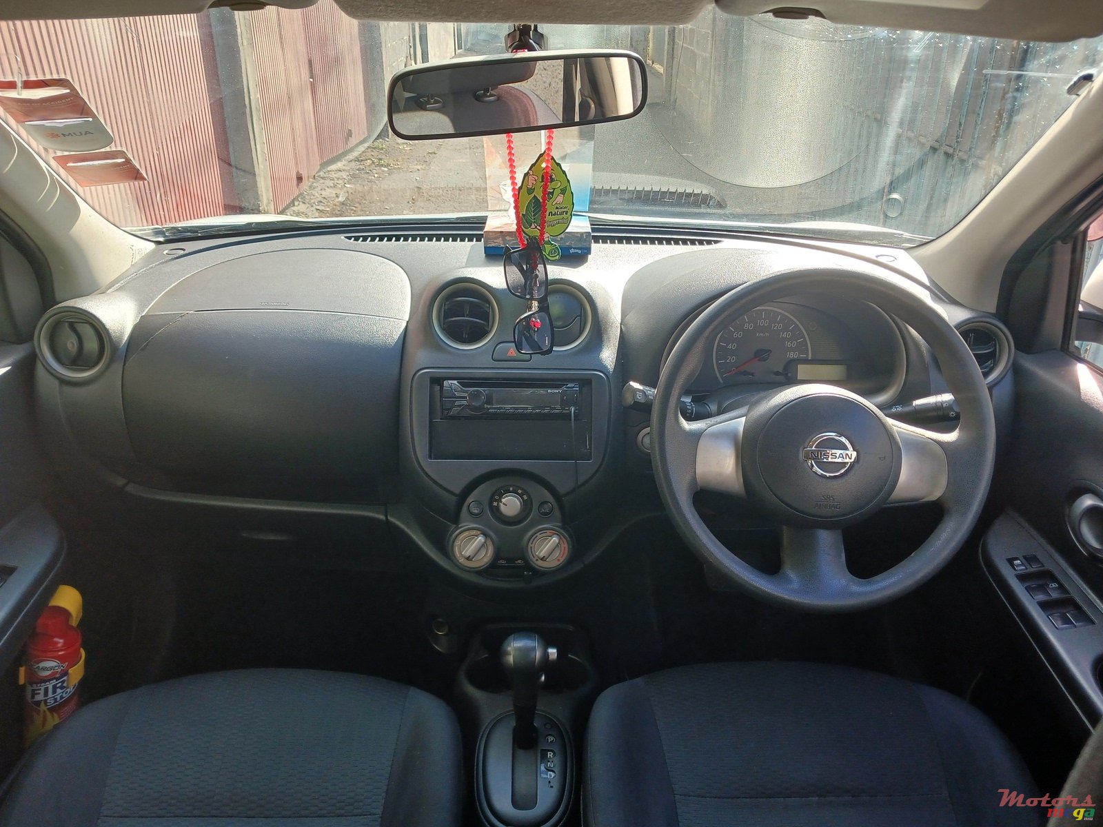 2013' Nissan March photo #6