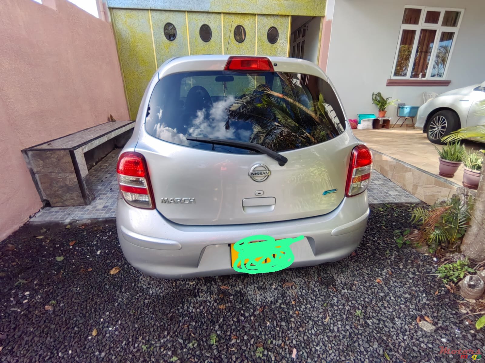 2011' Nissan March photo #3