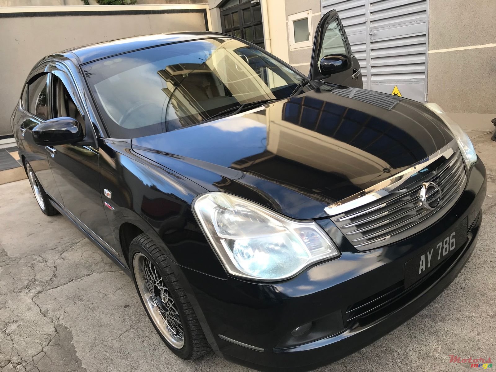 2008' Nissan Bluebird photo #4