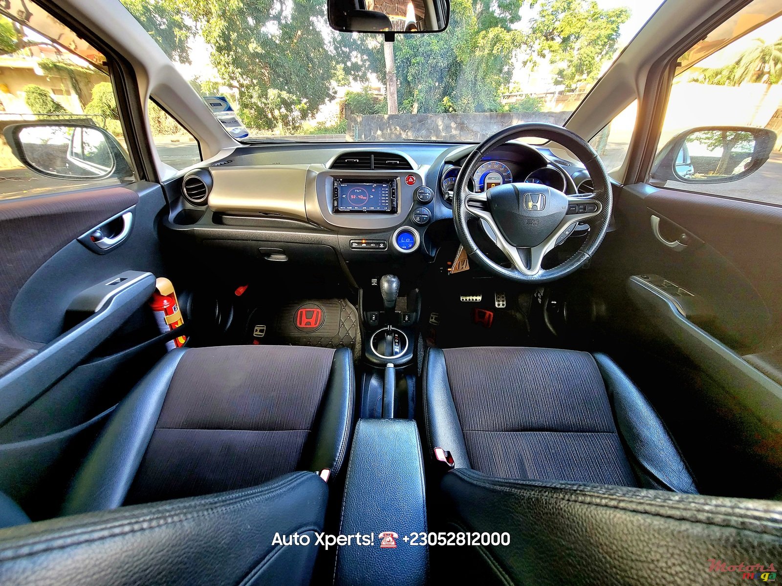 2013' Honda Fit Hybrid photo #6