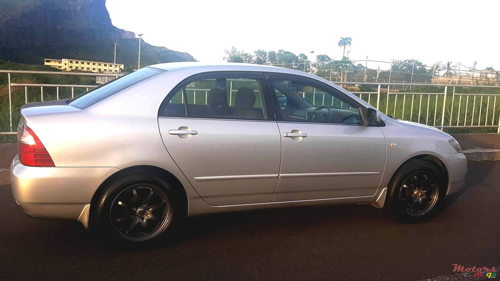 2006' Toyota Corolla photo #2