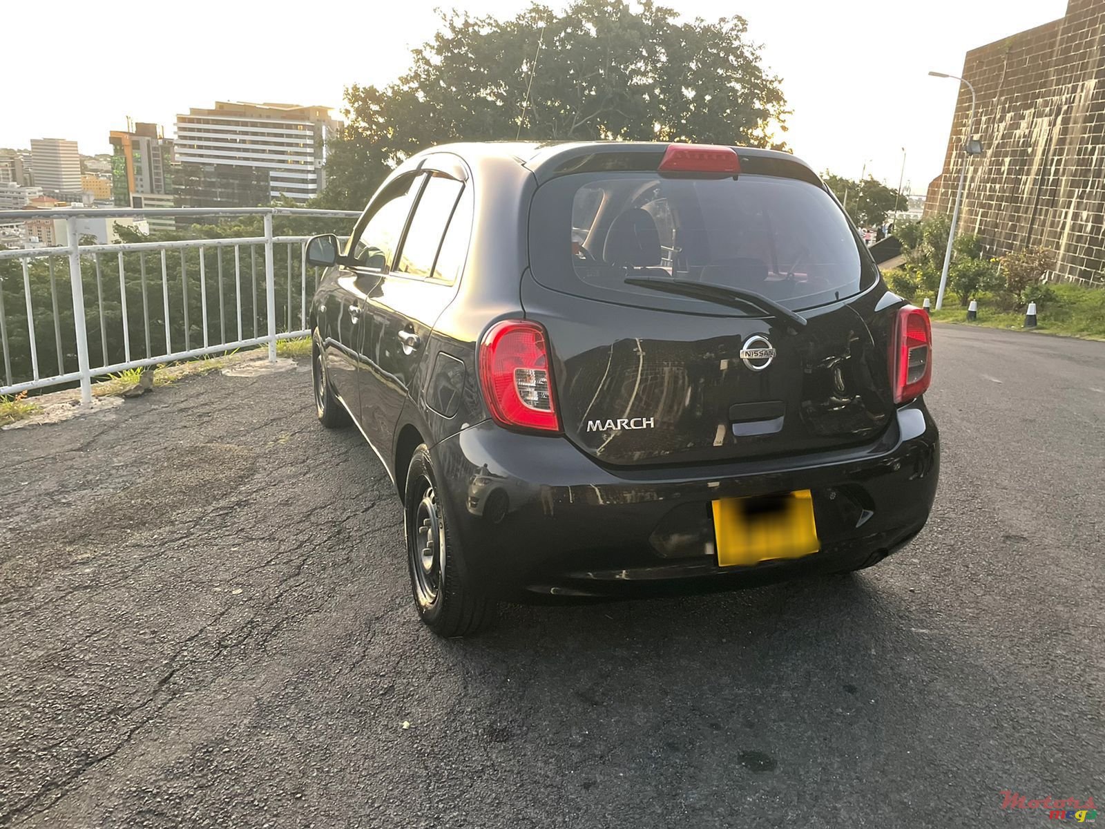 2015' Nissan March Ak 13 photo #2