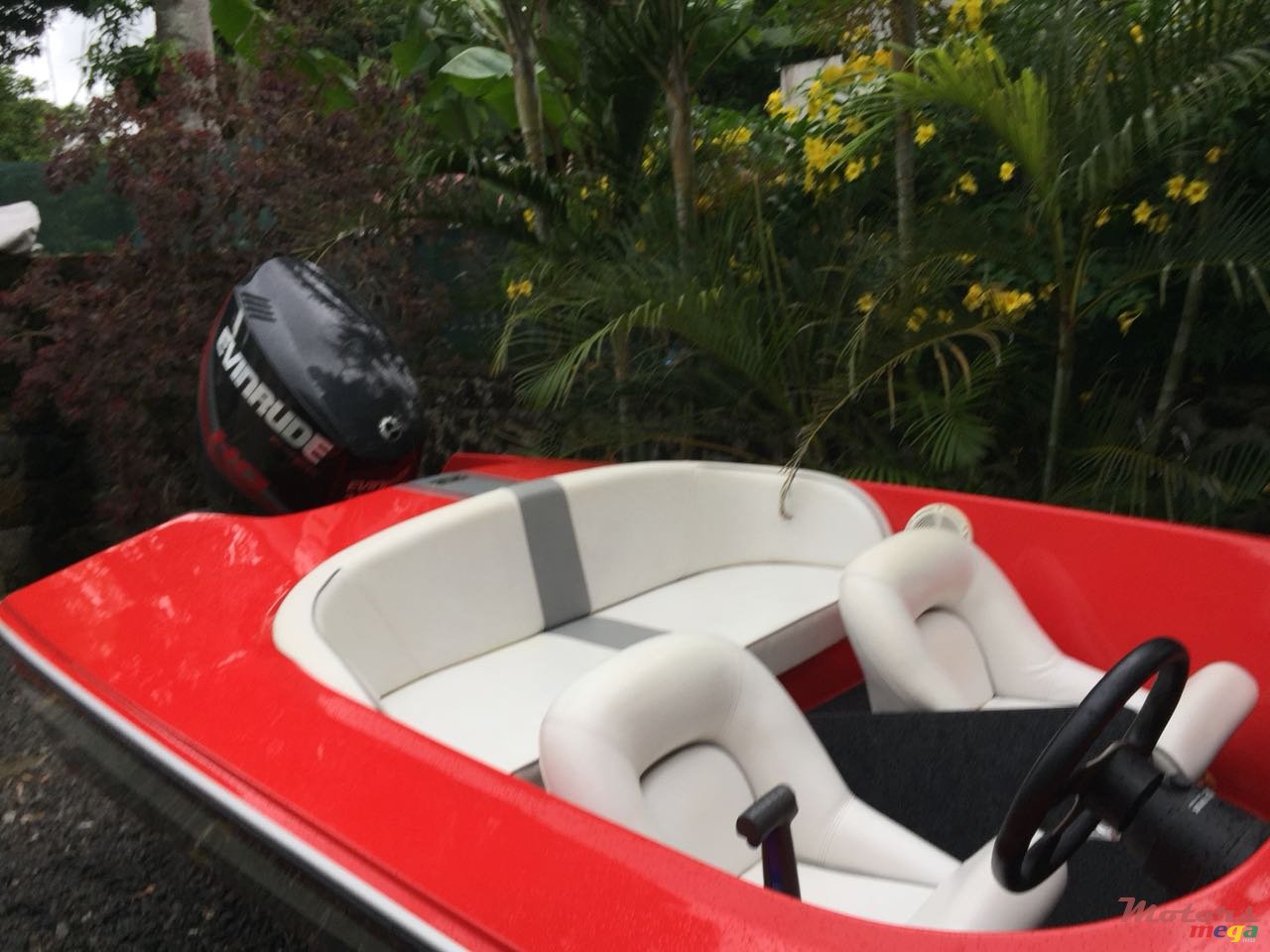 2014' Donzi photo #7