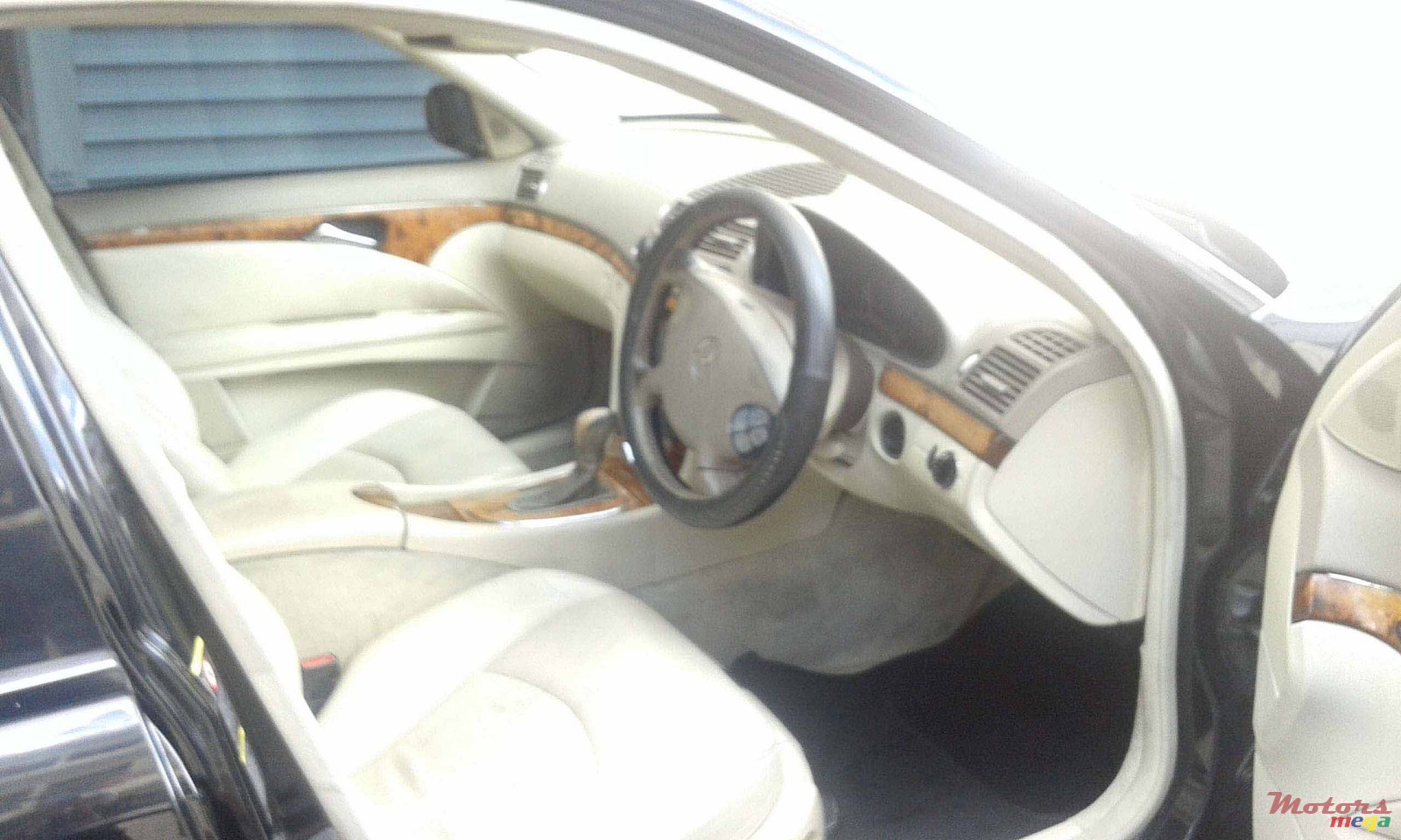 2003' Mercedes-Benz E-Class photo #3