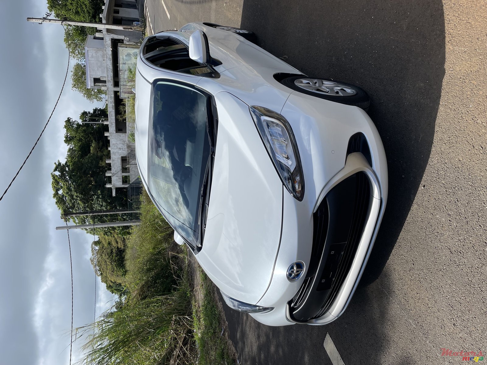 2021' Toyota Aqua photo #1