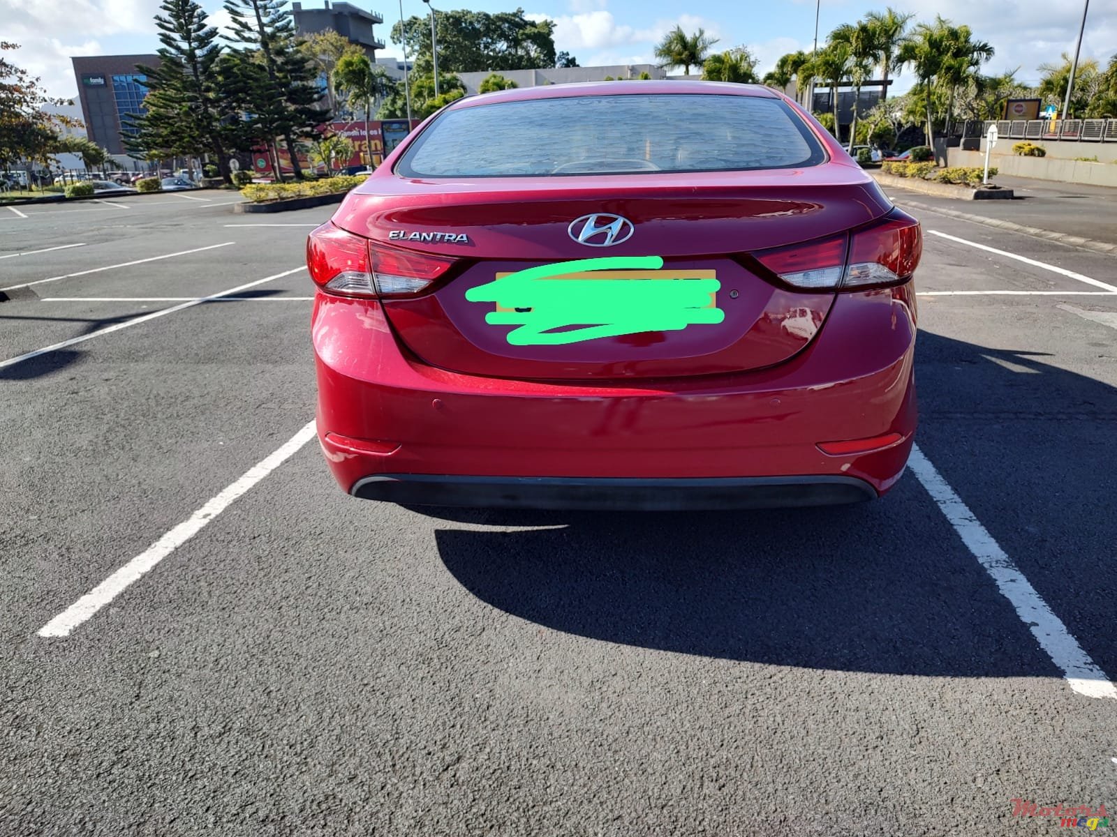 2015' Hyundai Elantra photo #4