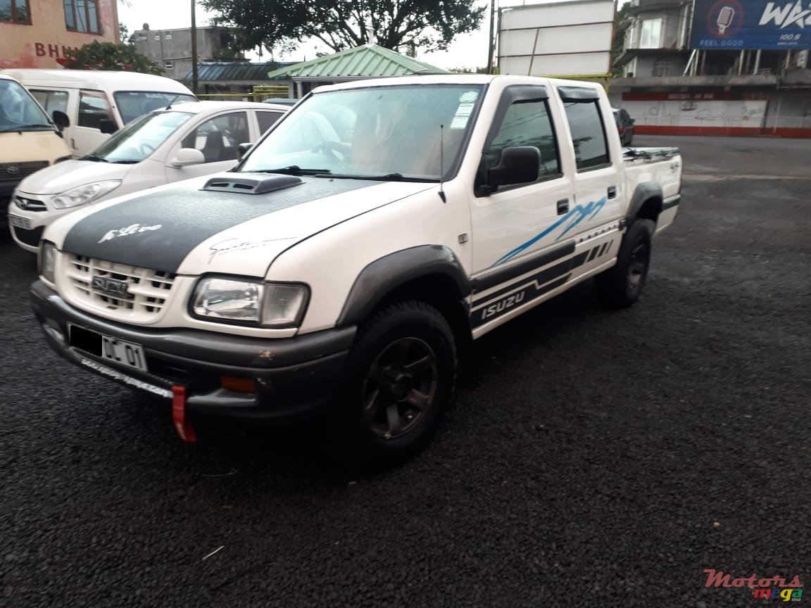 2001' Isuzu KB Series photo #6