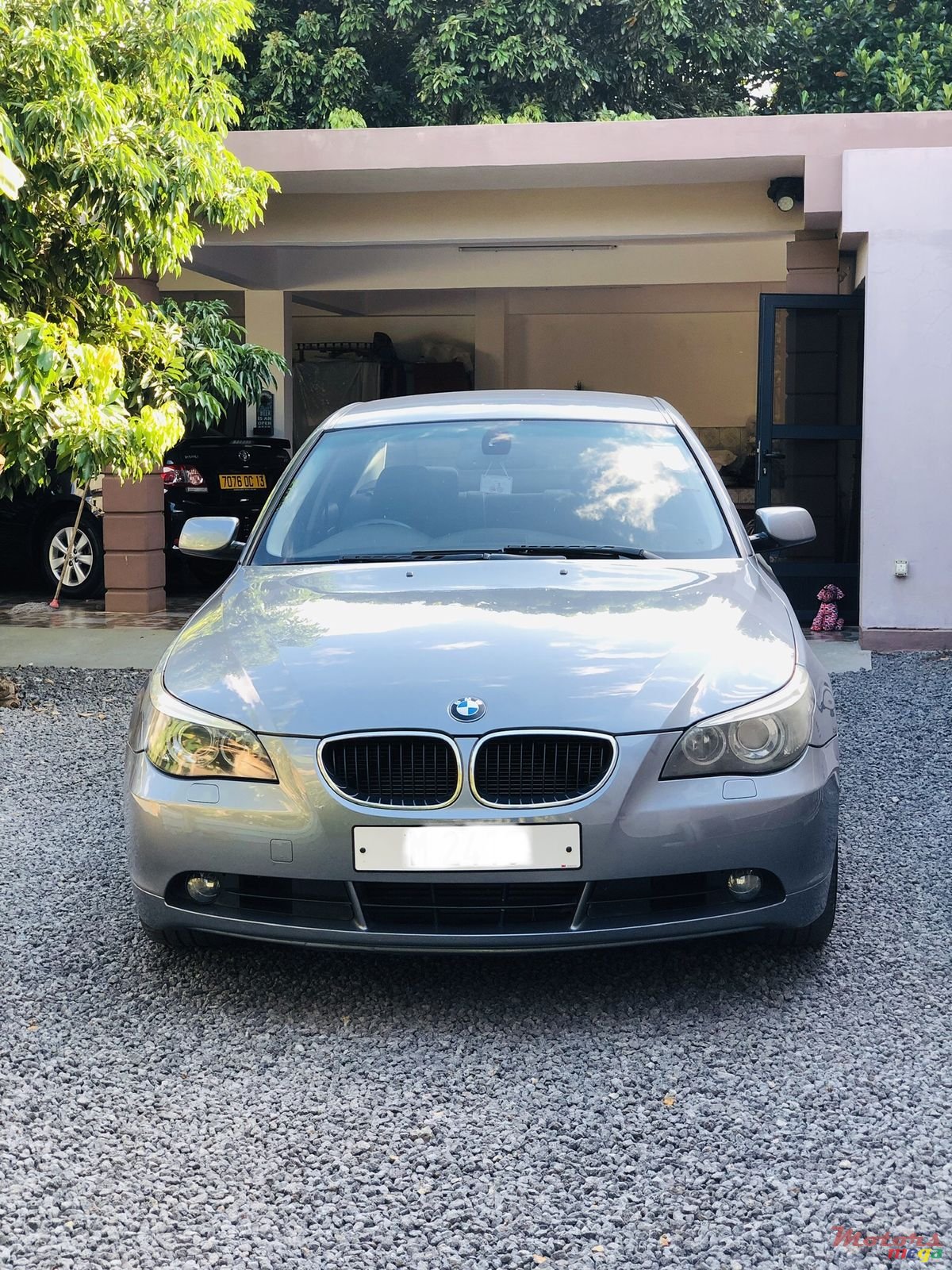 2006' BMW 5 Series photo #1