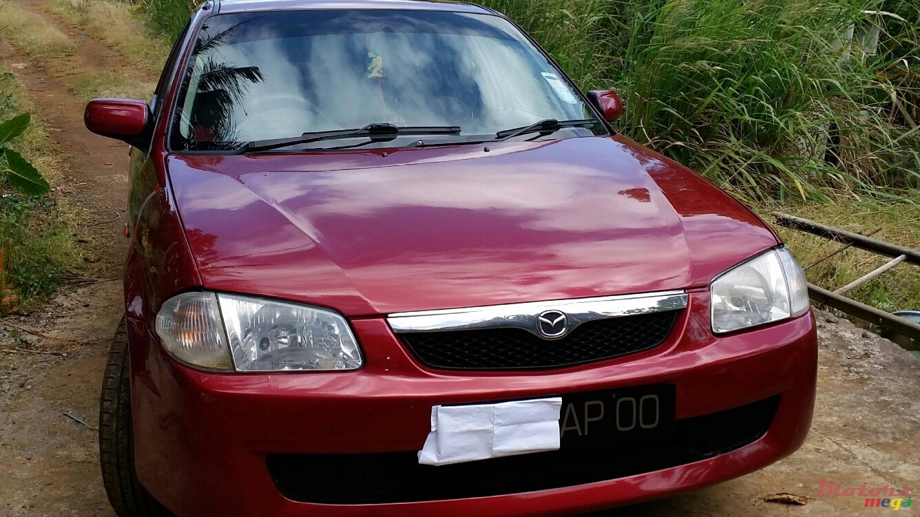 2000' Mazda Familia photo #1