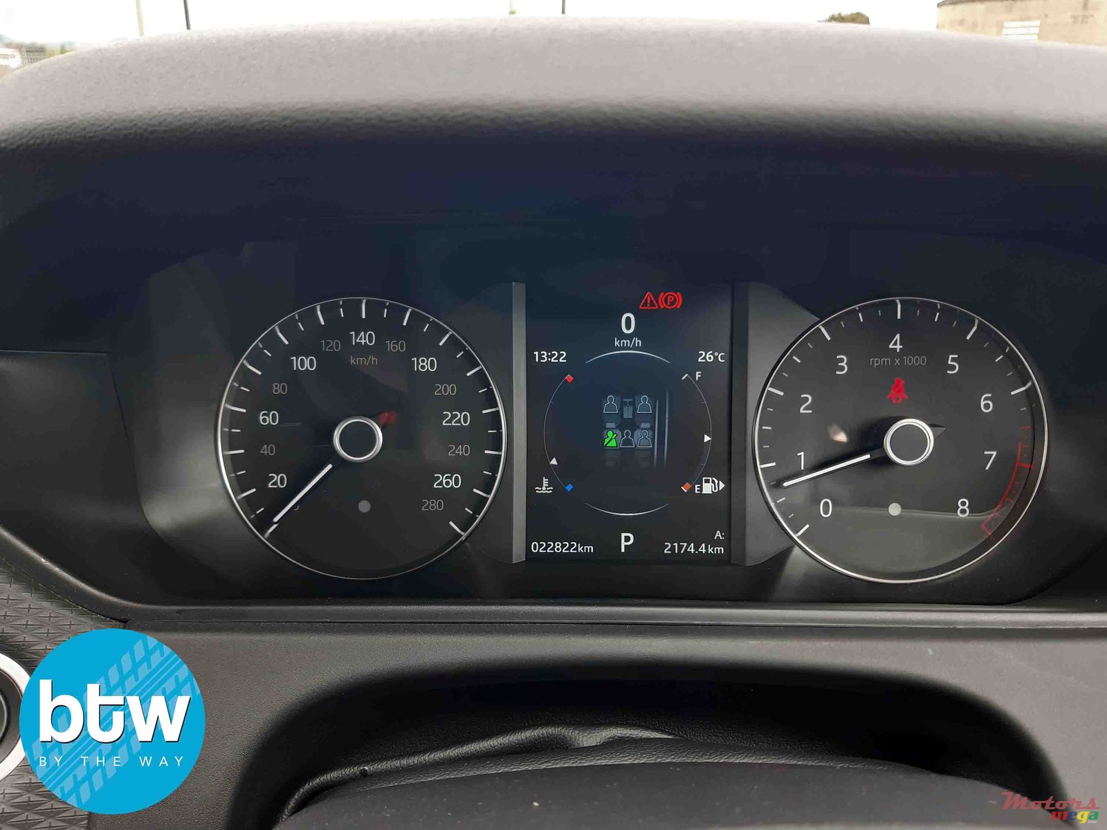 2018' Land Rover Range Rover photo #7