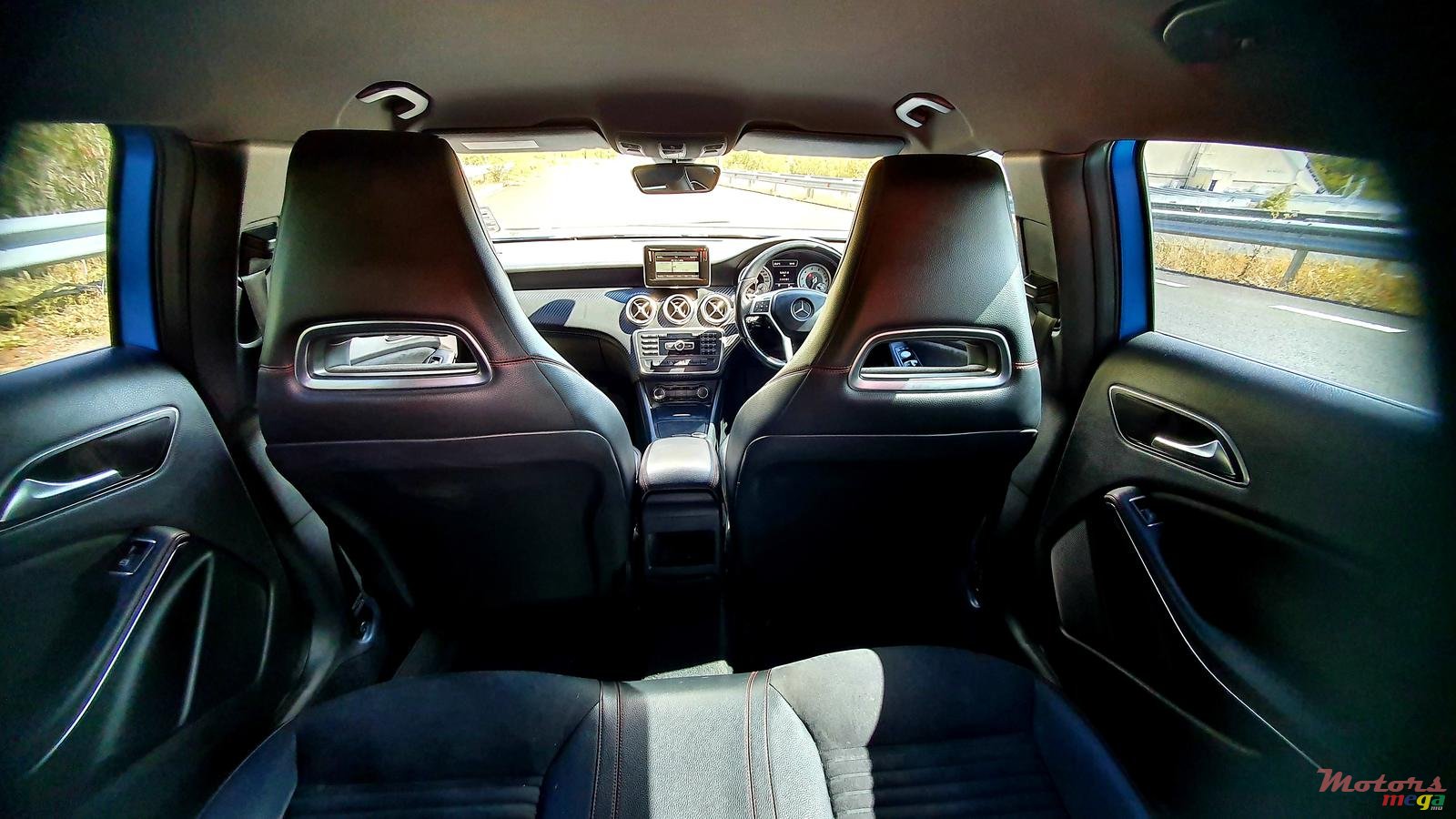 2013' Mercedes-Benz photo #6