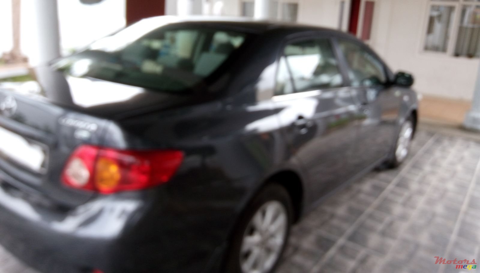 2009' Toyota Corolla photo #1