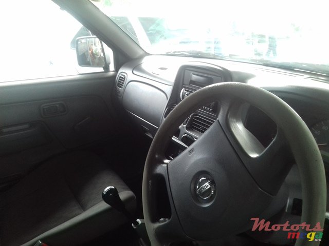2007' Nissan Navara 2*4 photo #7