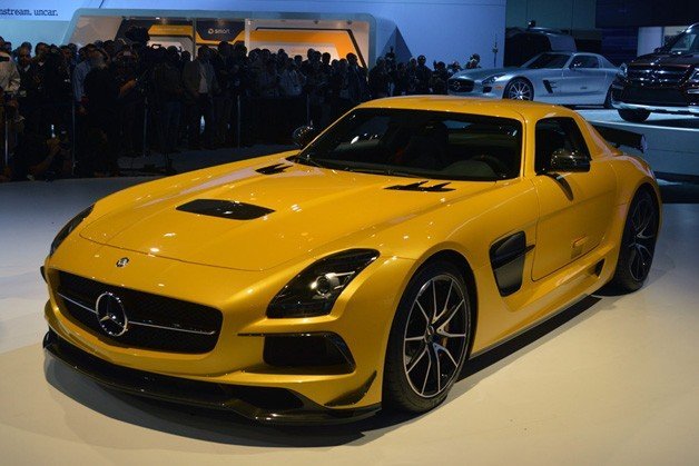 The 2014 Mercedes-Benz SLS AMG Black Series Proves that Less is More