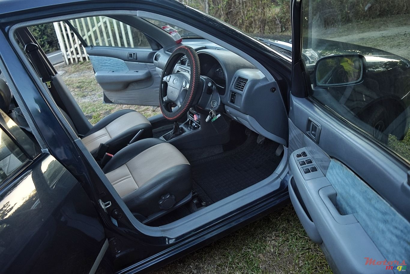 1998' Toyota Starlet photo #5