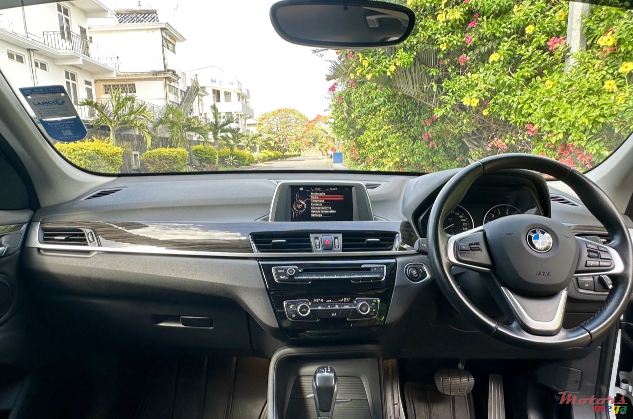 2017' BMW X1 photo #3