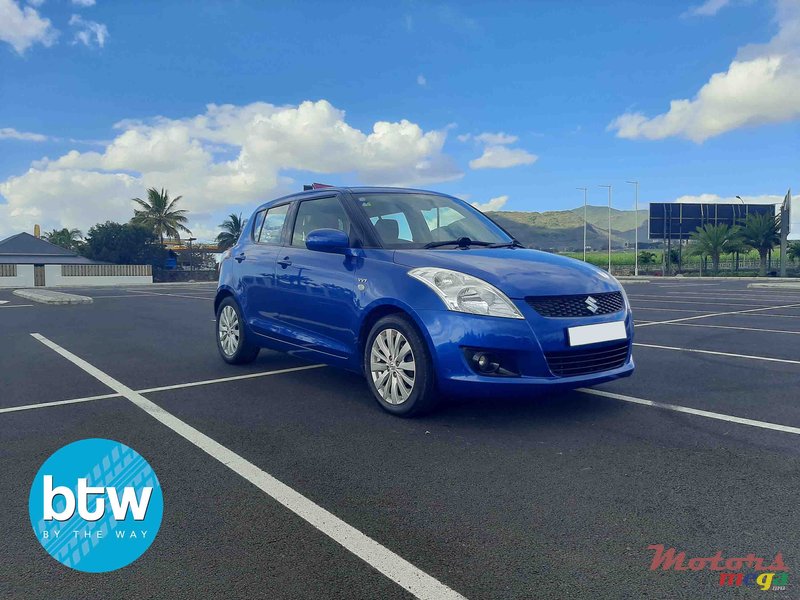 2013' Suzuki Swift photo #1