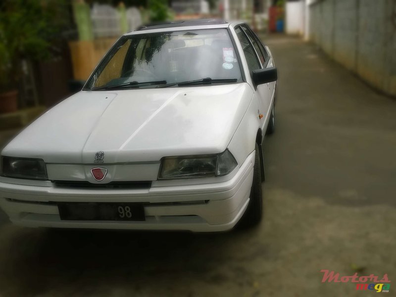 1988' Proton Saga photo #1