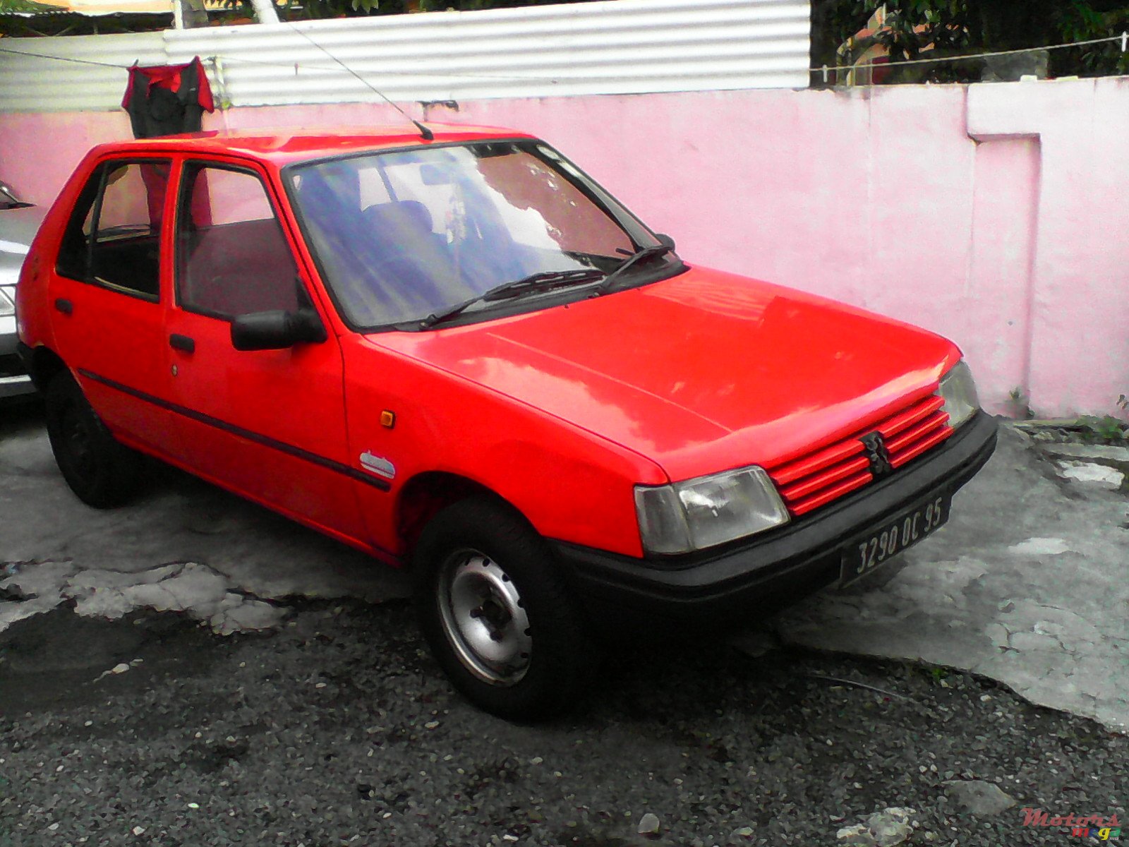 1995' Peugeot 205 gl  photo #1