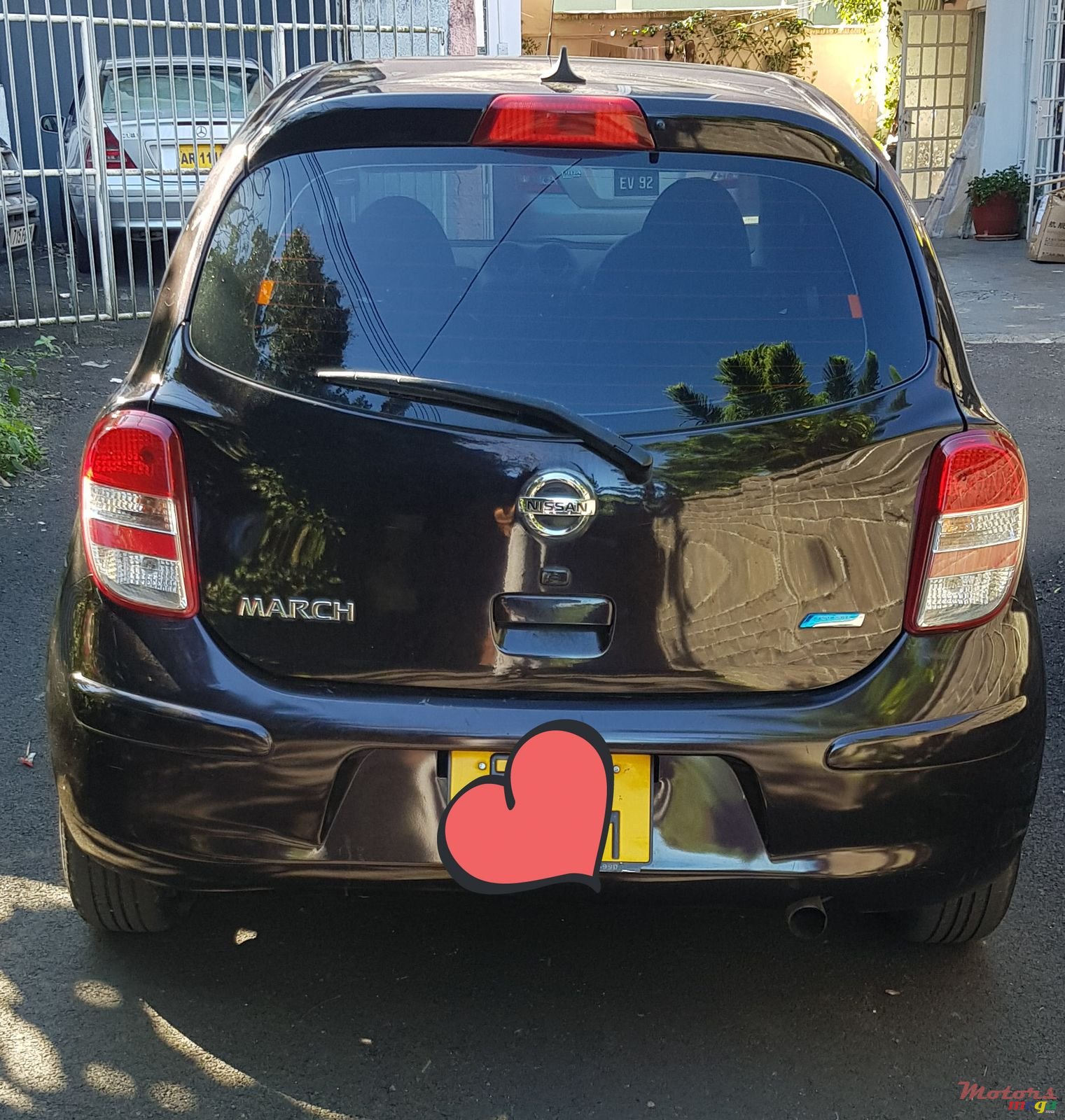 2011' Nissan March photo #2