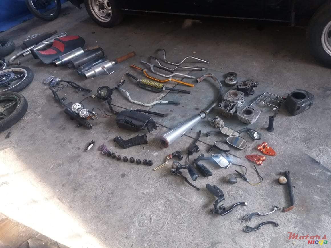 2010' Suzuki photo #3