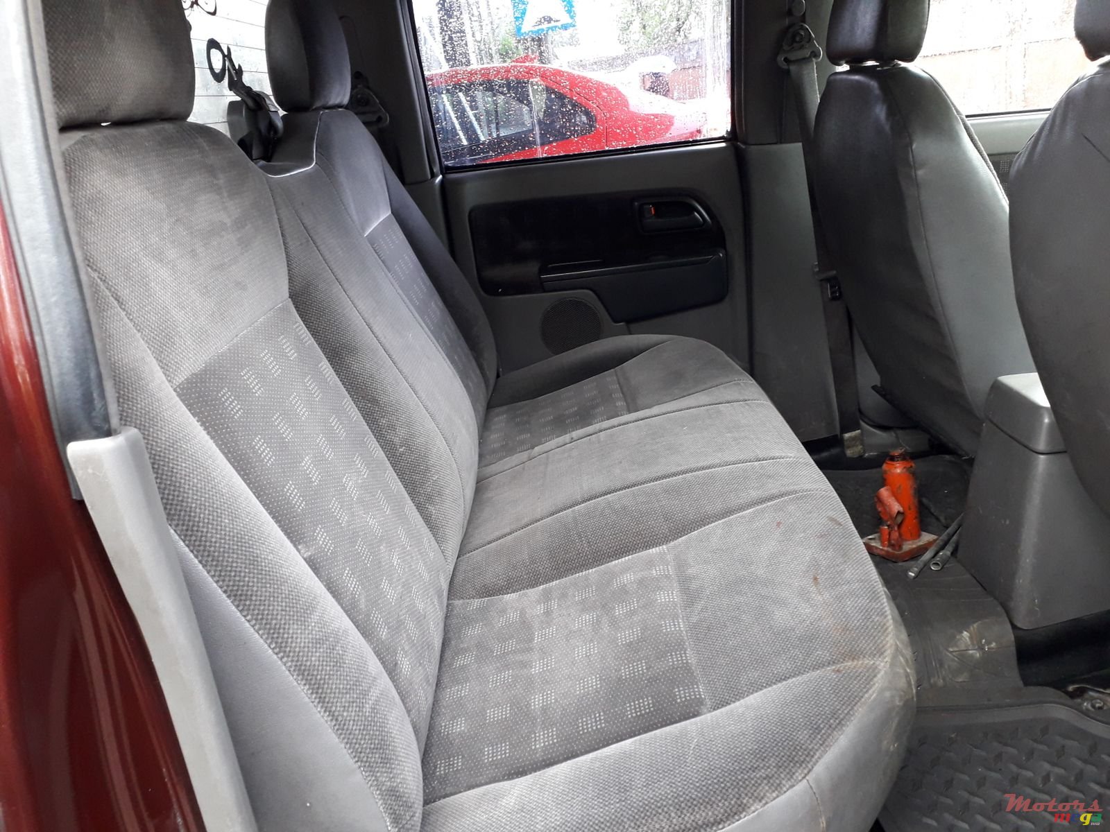 2005' Isuzu KB Series KB300 photo #2