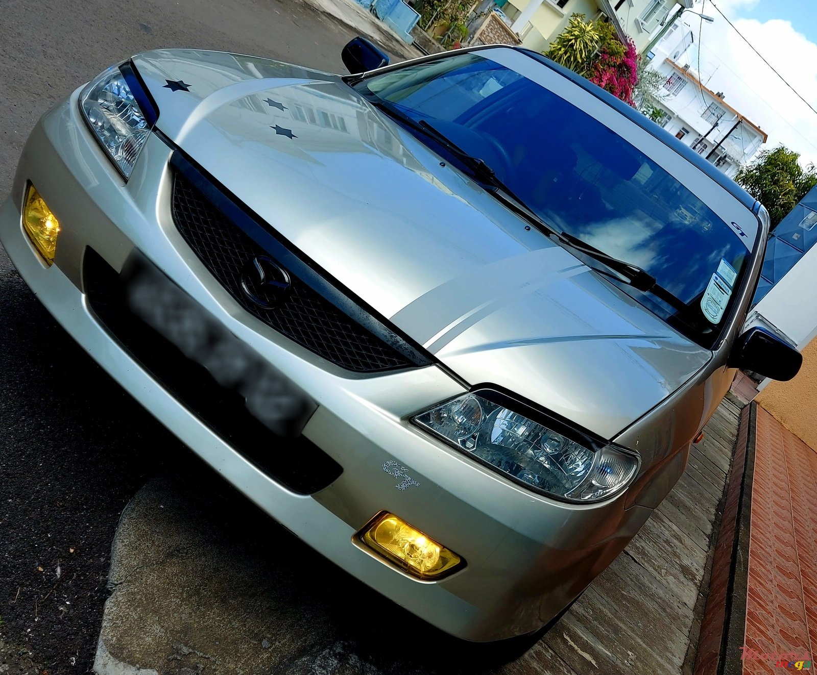 2002' Mazda 323 GAS SYSTEM ITALIA photo #1