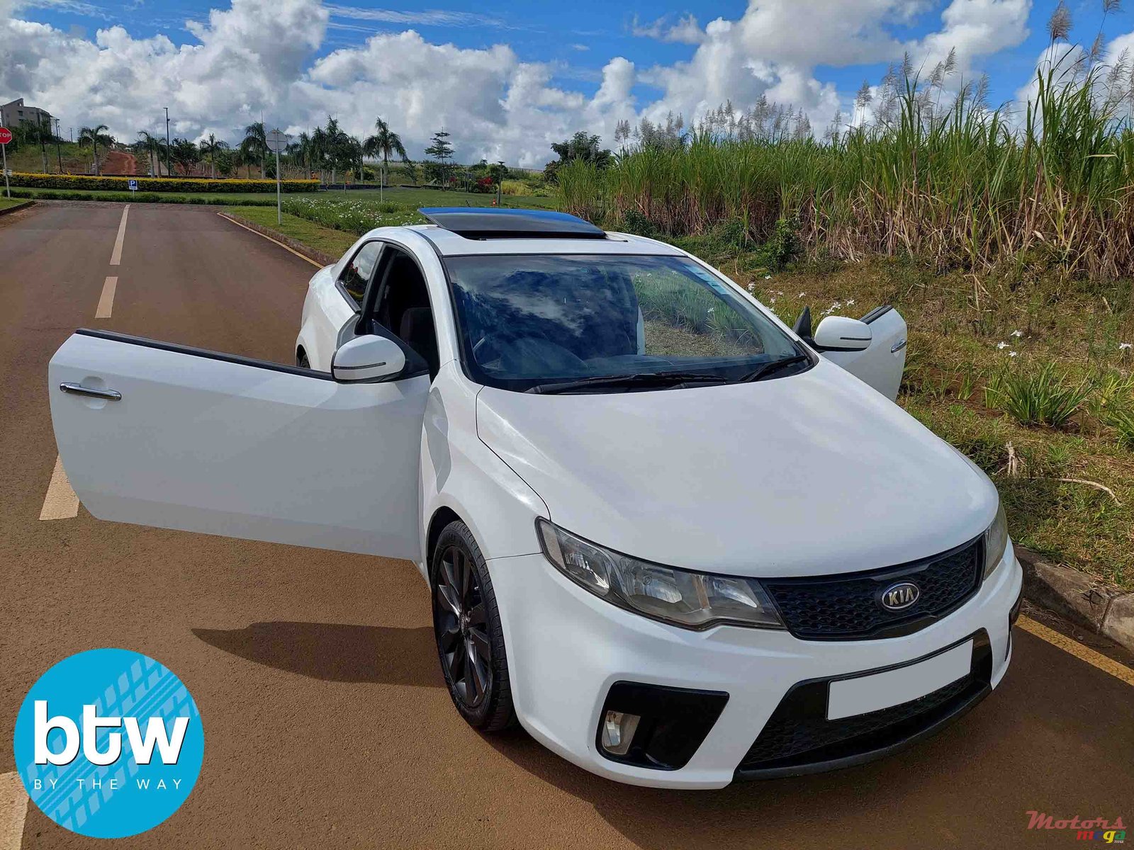 2013' Kia Koup photo #3