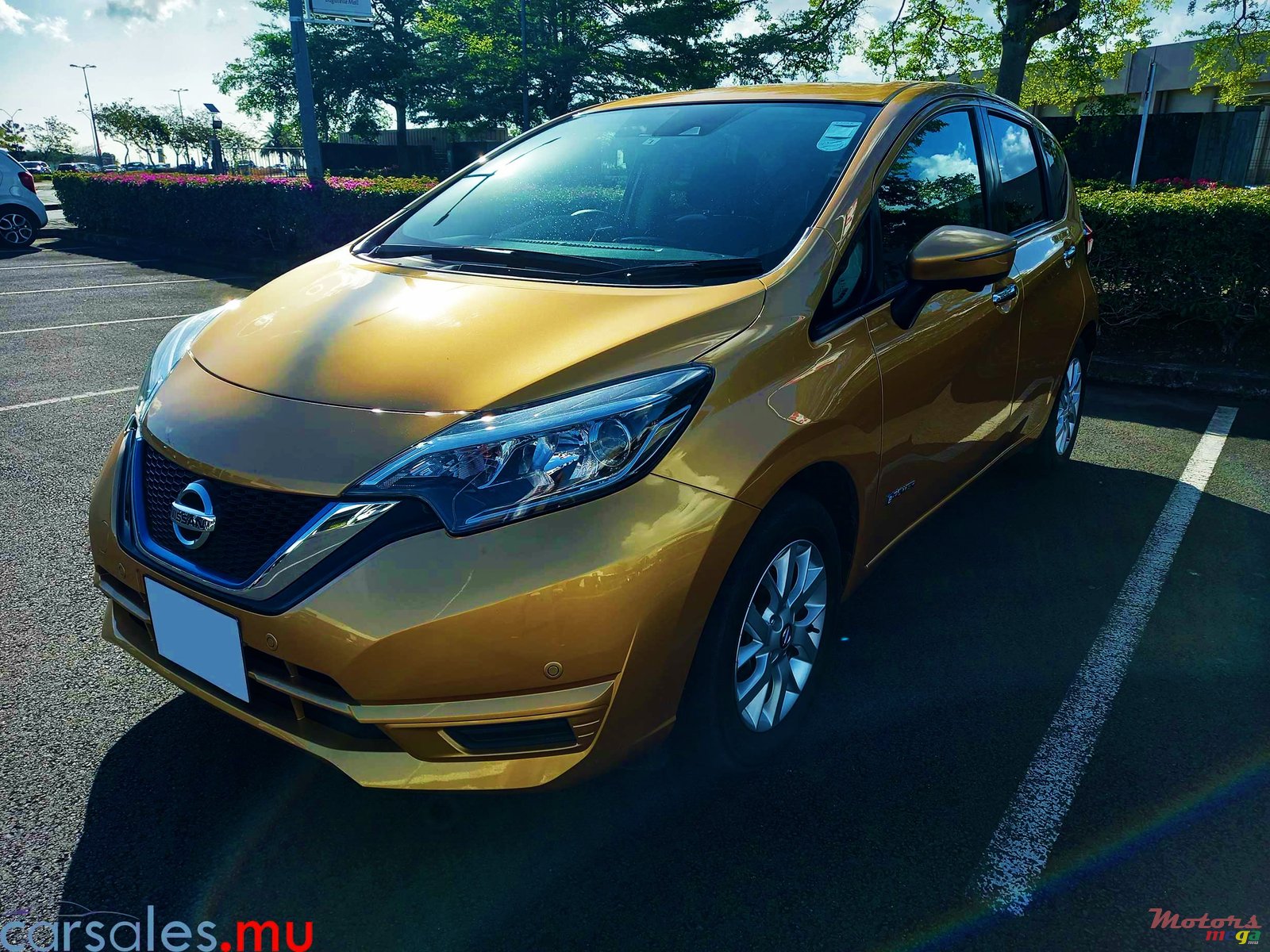 2019' Nissan Note E-power photo #2