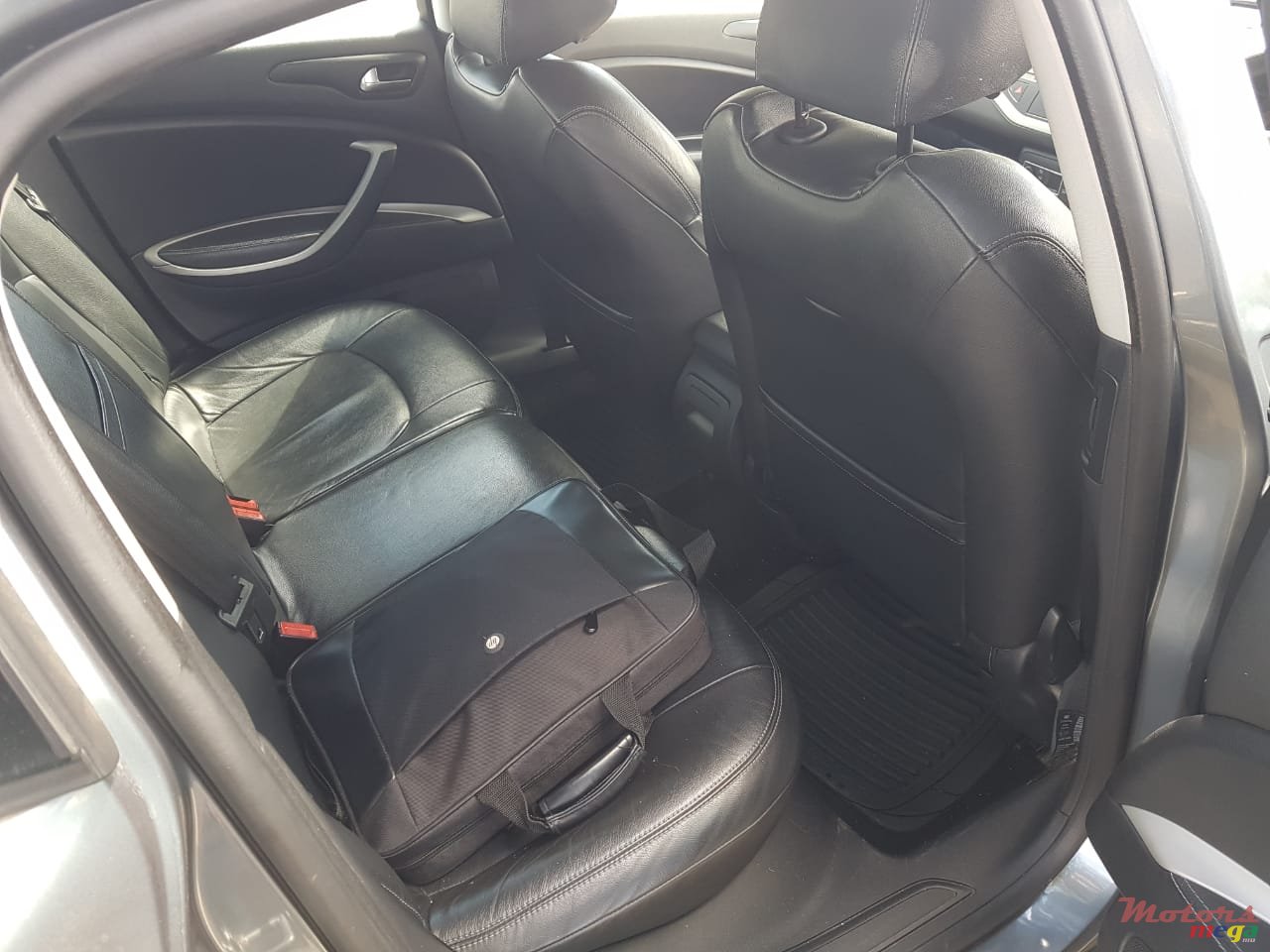 2013' Citroen C5 photo #4