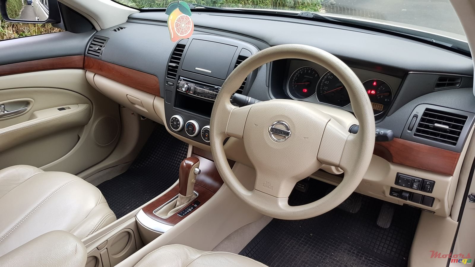 2009' Nissan 1498 cc Automatic photo #6