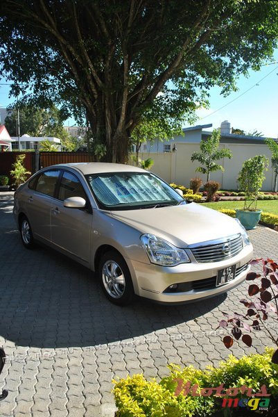 2009' Nissan Bluebird Sylphy photo #1