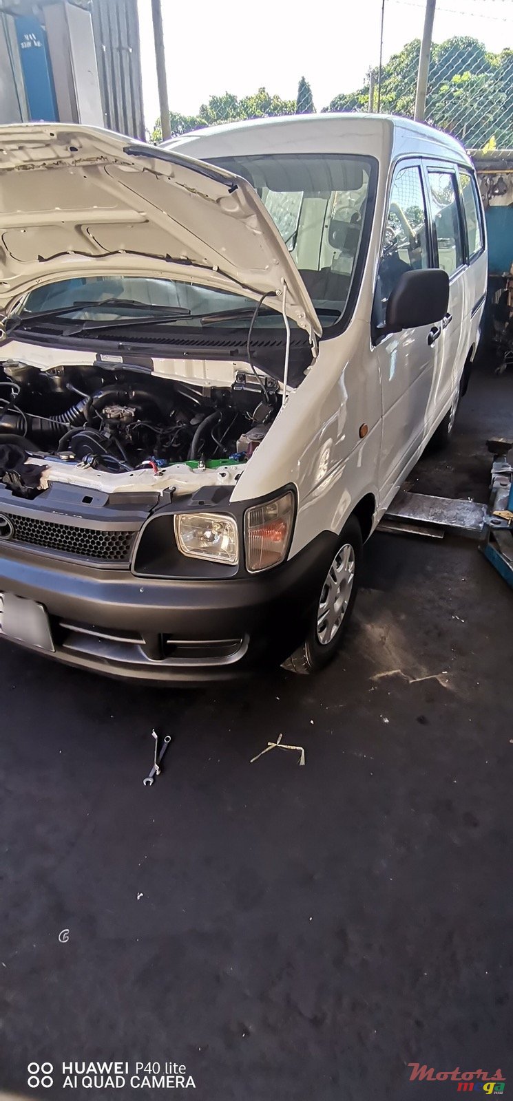 1998' Toyota Towance photo #1