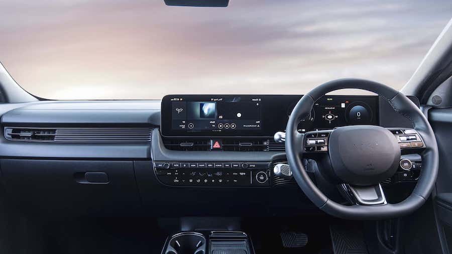 Hyundai Is Bringing Back Buttons Because Touchscreens Are ‘Annoying’