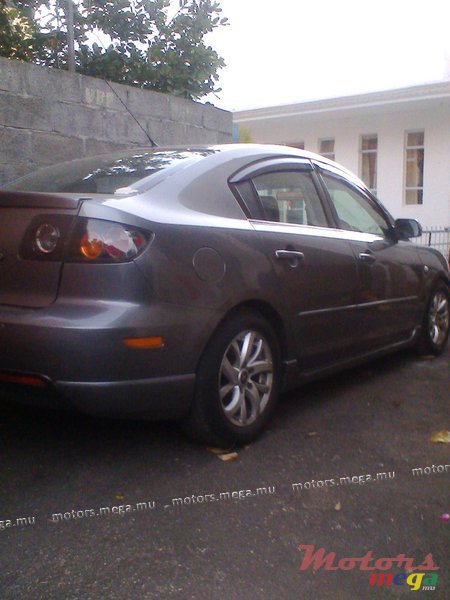 2004' Mazda 3 photo #2