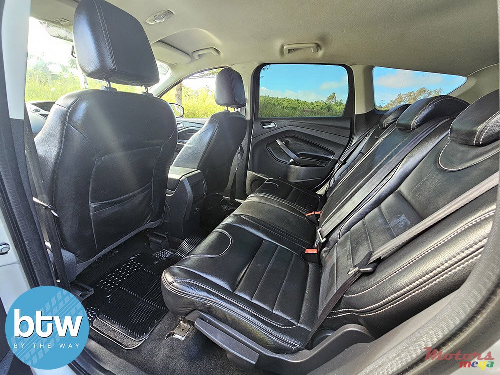 2016' Ford Kuga photo #6