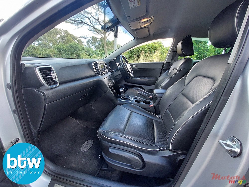 2017' Kia Sportage photo #4