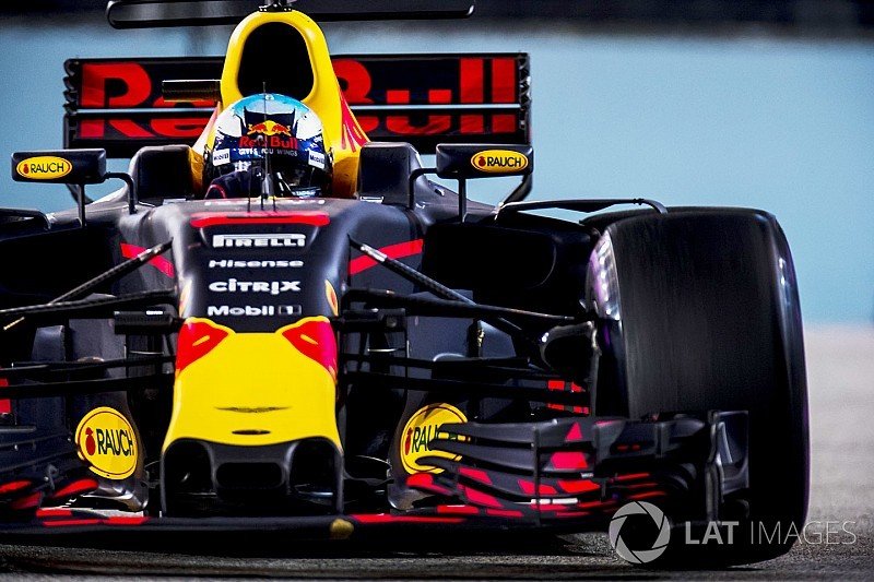 Aston Martin Red Bull Racing to switch to Honda engines starting in 2019