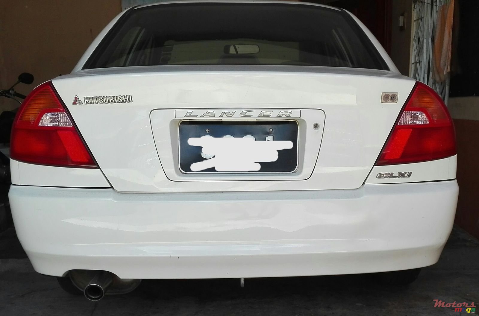 2000' Mitsubishi Lancer photo #2