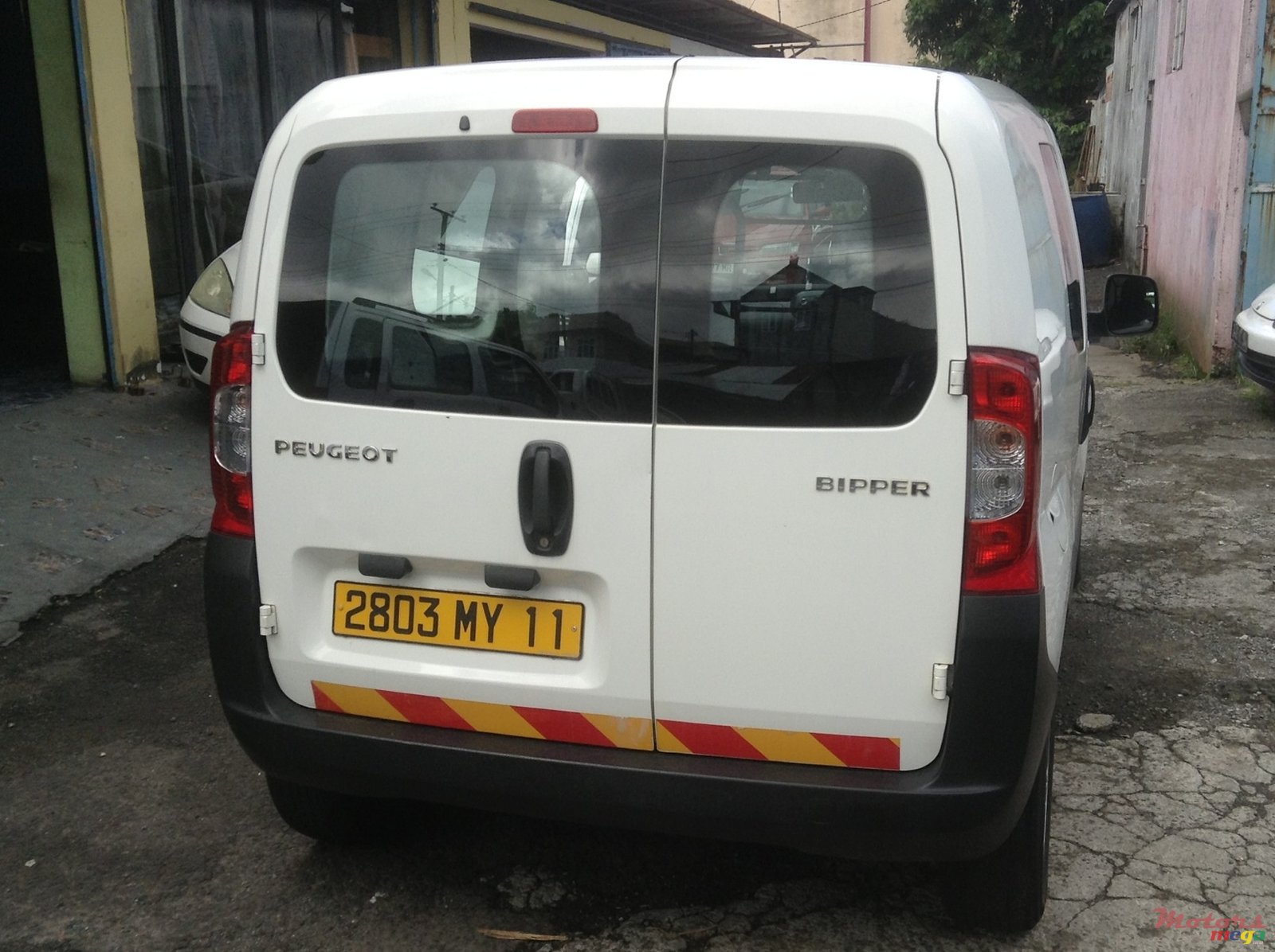 2011' Peugeot Bipper photo #3