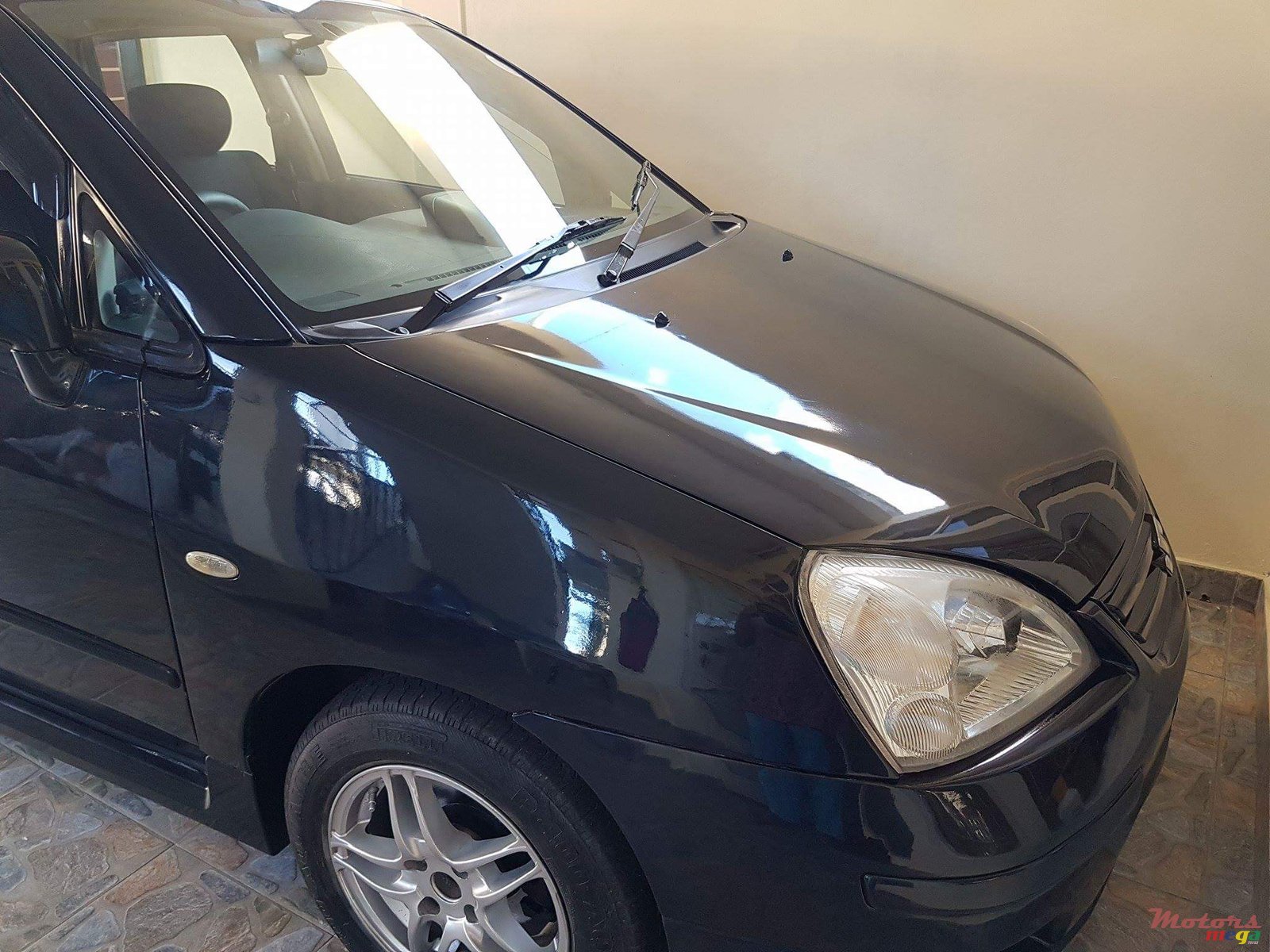 2004' Suzuki Liana photo #6