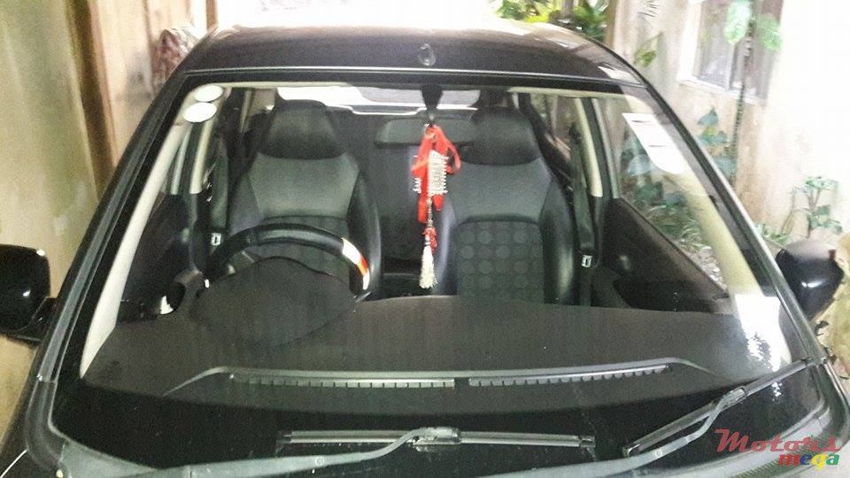 2010' Hyundai i10 photo #3