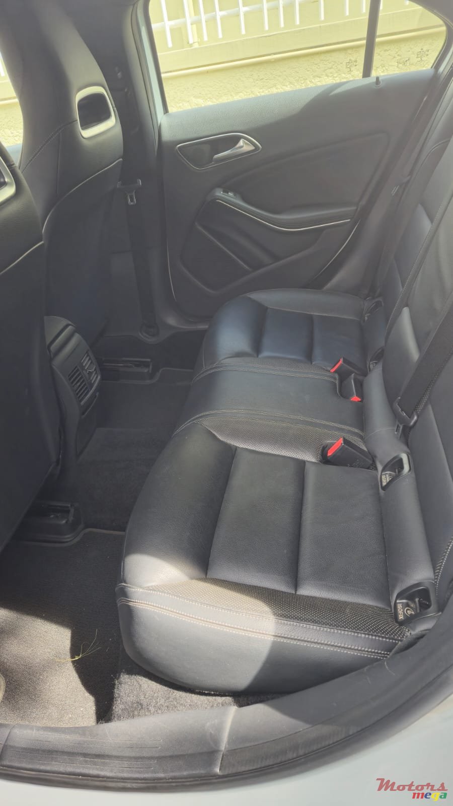 2014' Mercedes-Benz A 200 photo #4