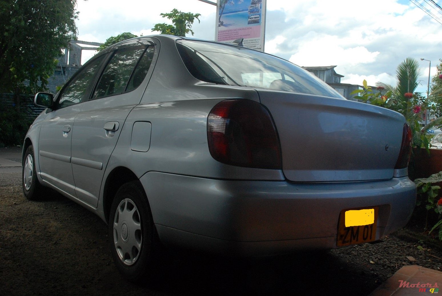 2001' Toyota photo #1