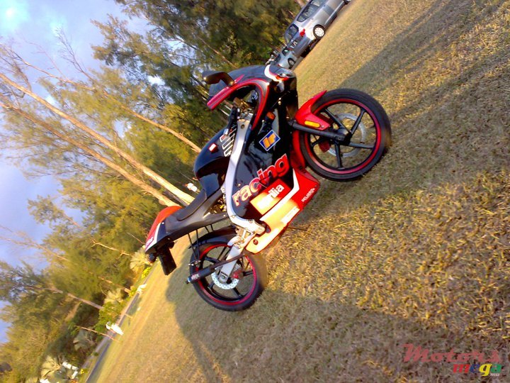 2005' Aprilia APRILIA RS50 Replica photo #3