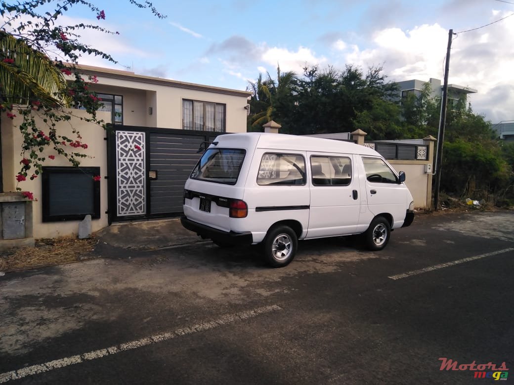 1996' Toyota Liteace photo #2