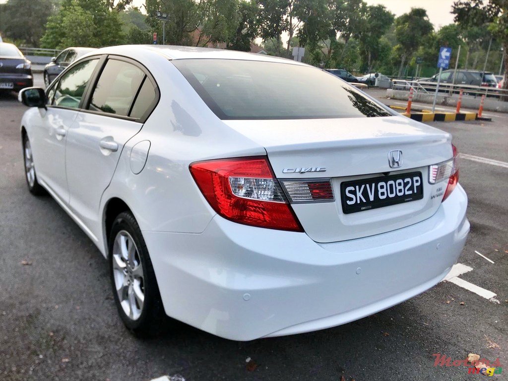 2015' Honda Civic photo #2