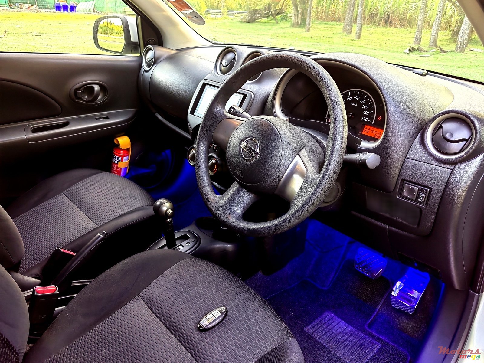 2013' Nissan March photo #4